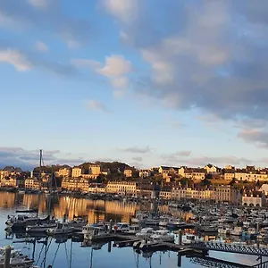Sur Le Port De Plaisance - Face A La - Audierne